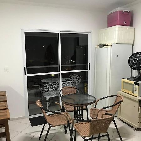 Apto Ubatuba Com Piscina Exterior foto